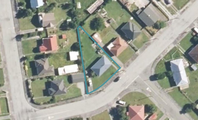 5 Lynch Street, Cobden, Greymouth - Carousel 1