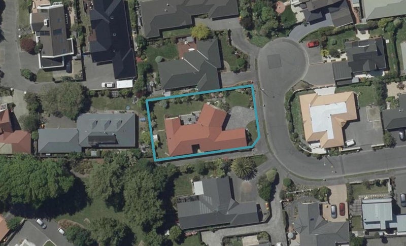 11 Croftfield Place, Westmorland, Christchurch - Carousel 1
