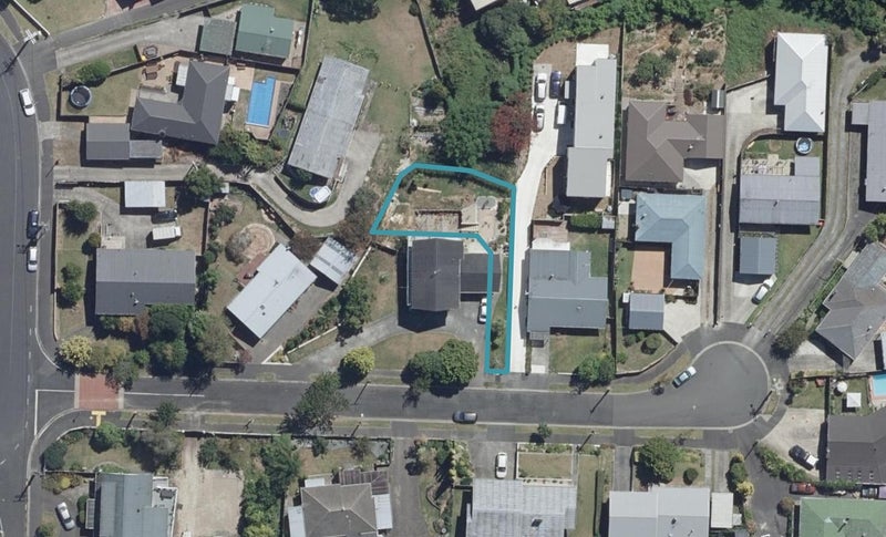 4/3 Stewart Place, Melville, Hamilton - Carousel 1