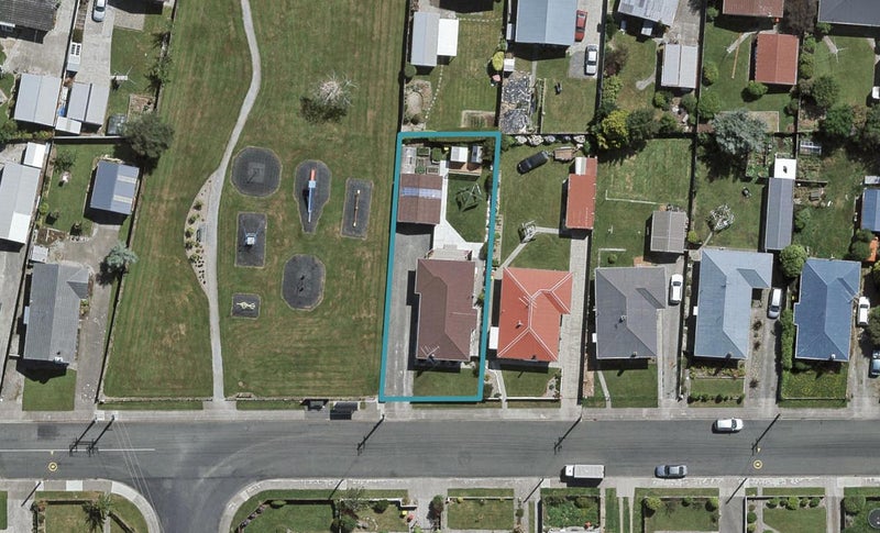137 Edinburgh Crescent, Waikiwi, Invercargill - Carousel 1