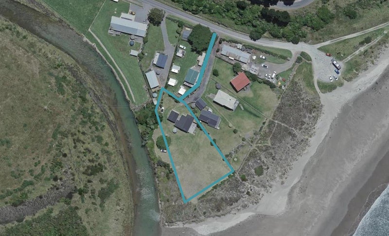 44G Mataikona Road, Whakataki, Tīnui - Carousel 1