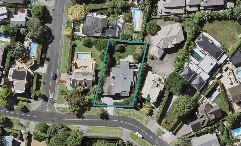 100 Godden Crescent, Mission Bay, Auckland - Carousel 1