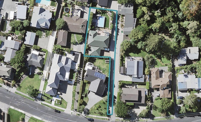 88 Uxbridge Road, Cockle Bay, Auckland - Carousel 1