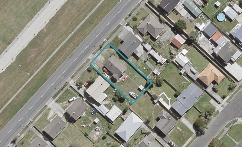 1178 Taita Drive, Taita, Lower Hutt - Carousel 1
