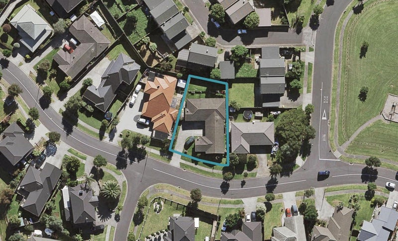 23 Cyclamen Road, Mangere, Auckland - Carousel 1
