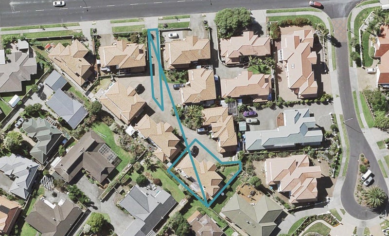 104 Meadowland Drive, Somerville, Auckland - Carousel 1