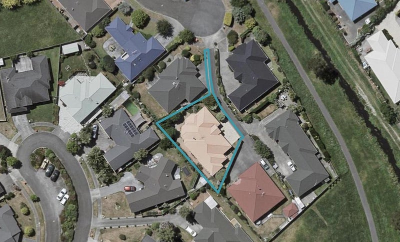 12 Aburoc Place, Paraparaumu Beach, Paraparaumu - Carousel 1