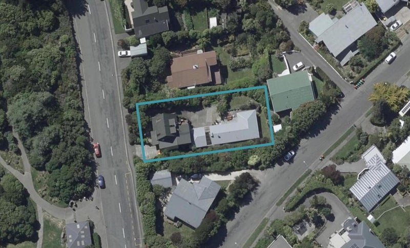 2/193 Hackthorne Road, Cashmere, Christchurch - Carousel 1