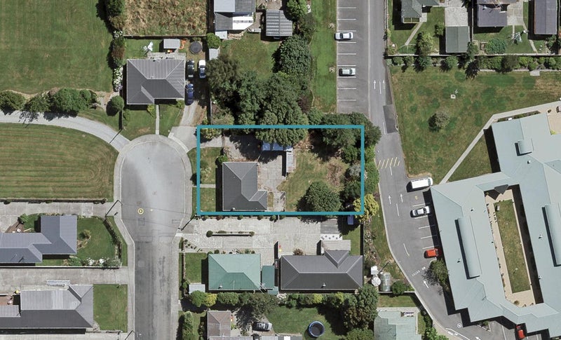 27 Fraser Street, Waikiwi, Invercargill - Carousel 1