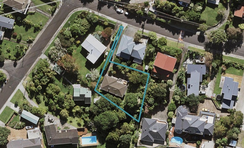 25A Hoskins Avenue, Hillsborough, Auckland - Carousel 1