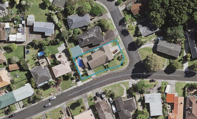 21 Collie Street, Hillpark, Auckland - Carousel 1