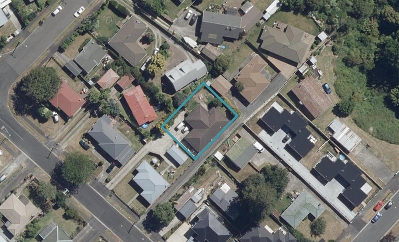 8A Richan Street, Glenview, Hamilton - Carousel 1