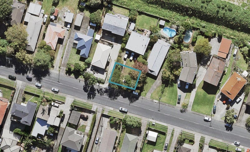 62A Royal Road, Massey, Auckland - Carousel 1