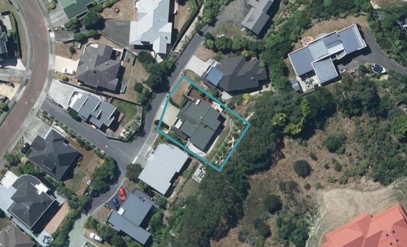 3 Tombane Lane, Papakowhai, Porirua - Carousel 1