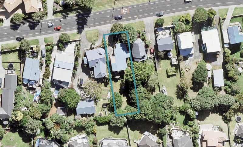 1261 Whangaparaoa Road, Gulf Harbour, Whangaparaoa - Carousel 1