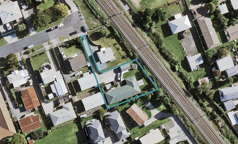 37B Waterview Road West, Takanini, Auckland - Carousel 1