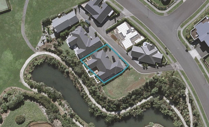 3/31 Links Drive, Waiwhakaiho, New Plymouth - Carousel 1