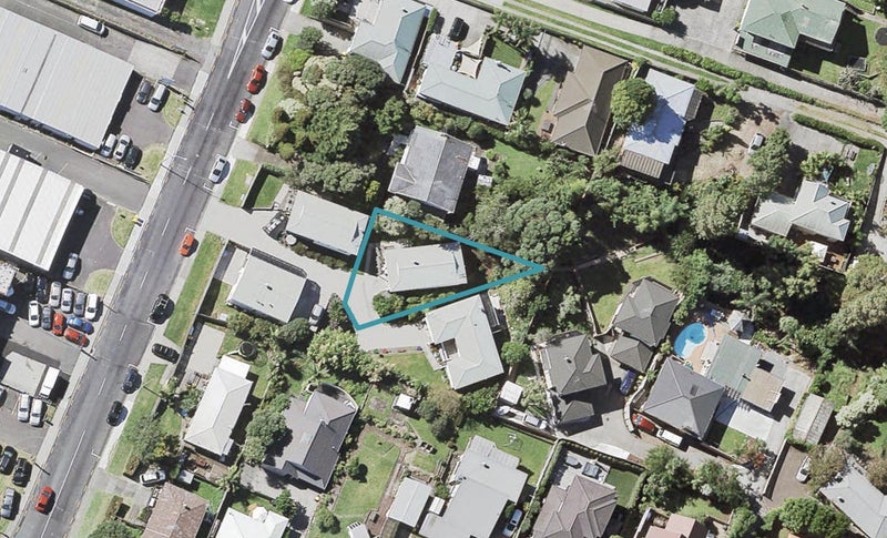 222B Moore Street, Howick, Auckland - Carousel 1