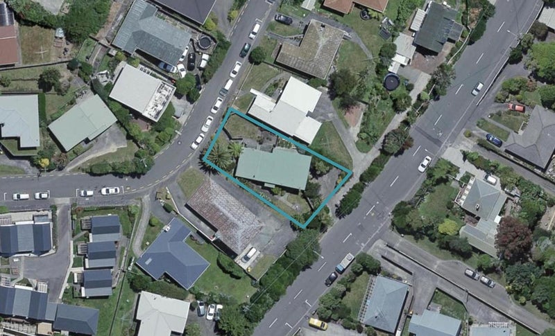 12 Angell Street, Johnsonville, Wellington - Carousel 1