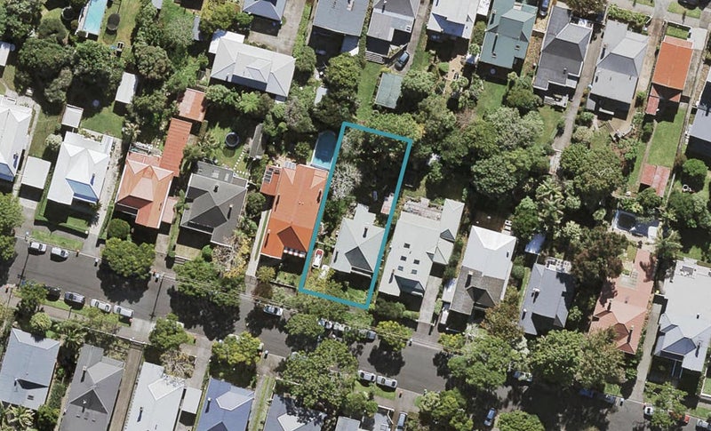 17 King Edward Street, Mount Eden, Auckland - Carousel 1