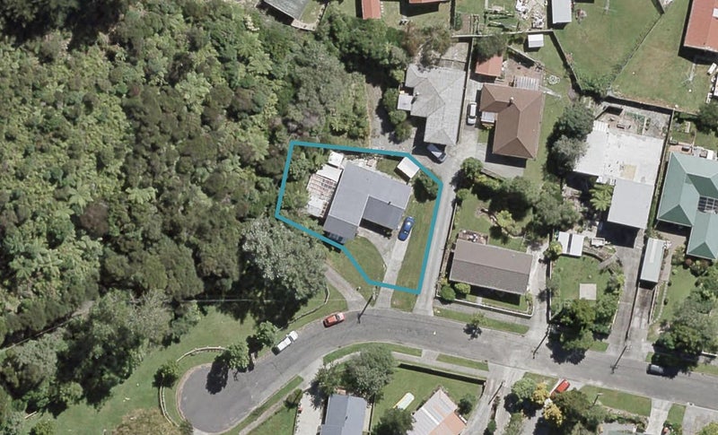 48 Rawhiti Street, Stokes Valley, Lower Hutt - Carousel 1