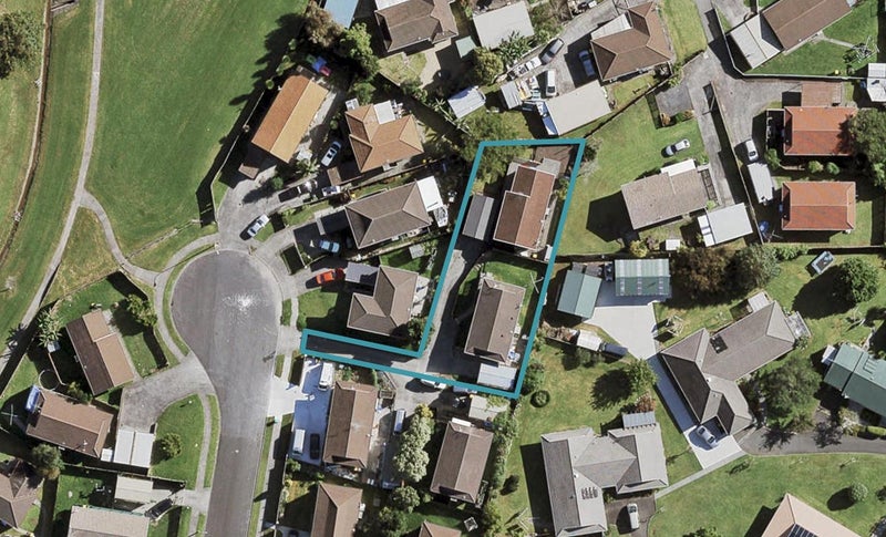 1/23 Silver Creek Road, Weymouth, Auckland - Carousel 1
