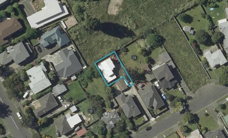 5A Stirling Crescent, Hokowhitu, Palmerston North - Carousel 1