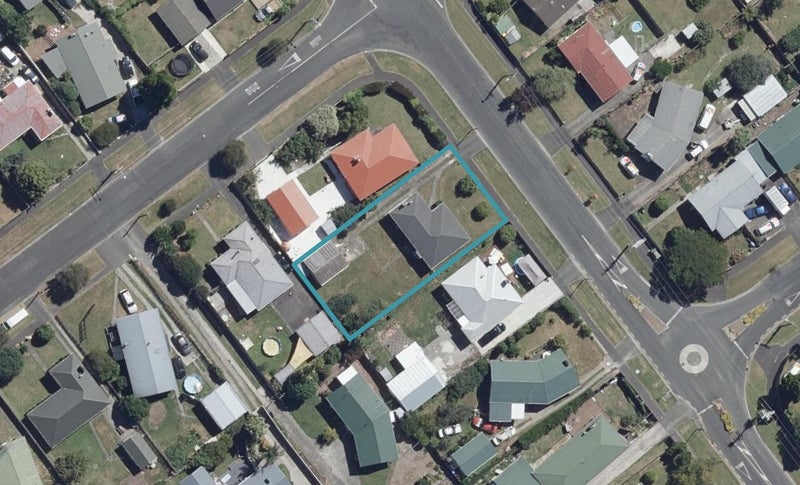 44 Prisk Street, Melville, Hamilton - Carousel 1