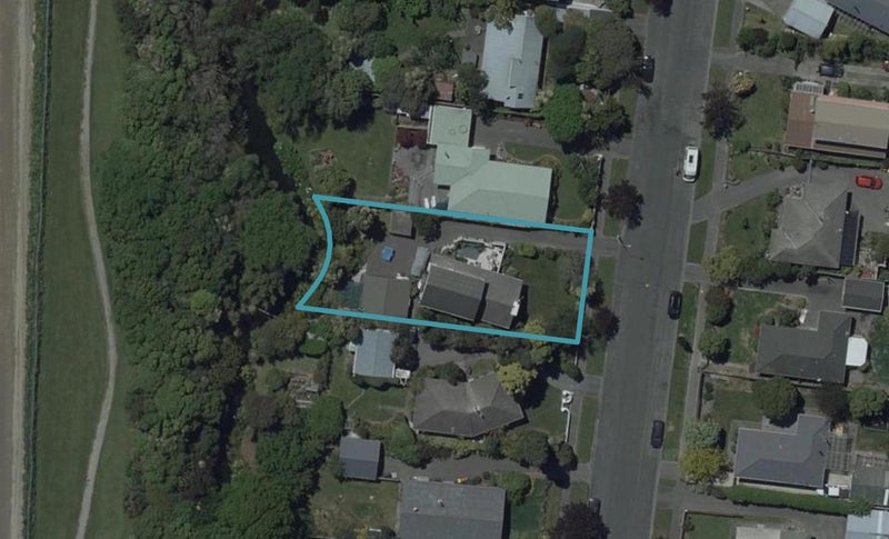 110 Warren Crescent, Hillmorton, Christchurch - Carousel 1