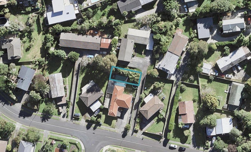 12D Cranston Street, Torbay, Auckland - Carousel 1