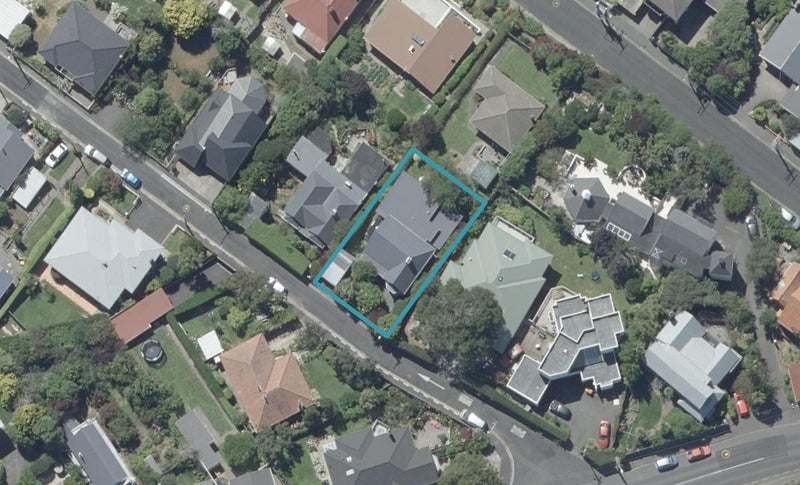 55 Brownville Crescent, Maori Hill, Dunedin - Carousel 1