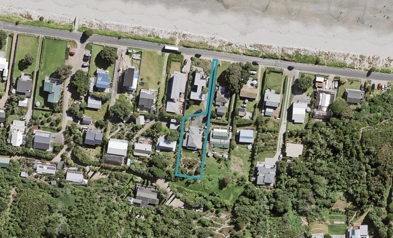 83 The Strand, Onetangi, Waiheke Island - Carousel 1