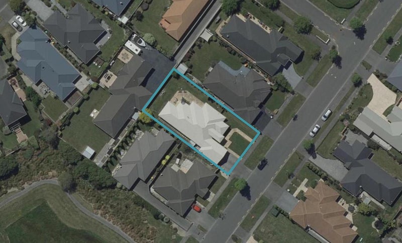 14 Bibiana Street, Aidanfield, Christchurch - Carousel 1