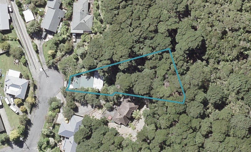 14 Faris Crescent, Wainuiomata, Lower Hutt - Carousel 1