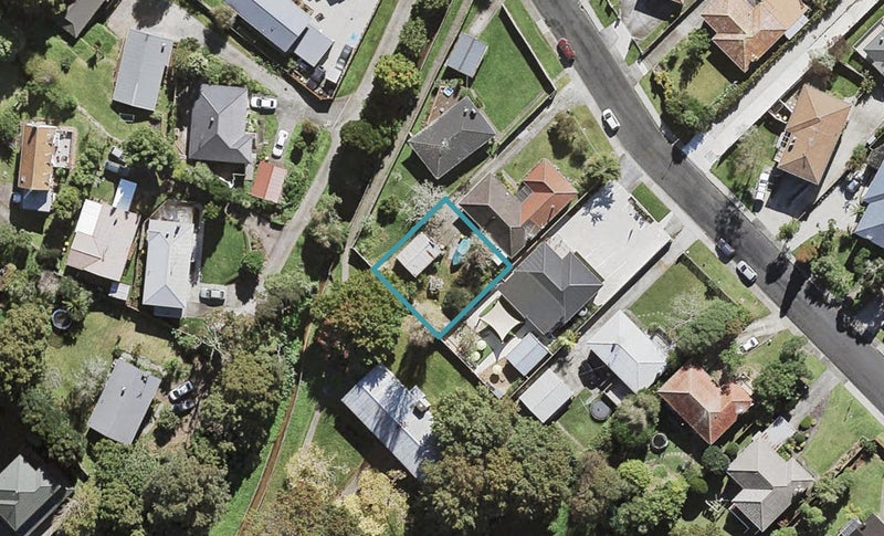 12A Blenheim Street, Glenfield, Auckland - Carousel 1