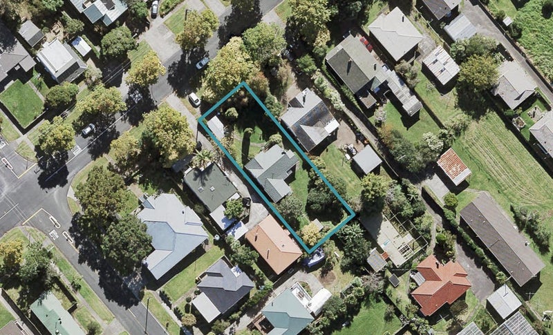 34 Seabrook Avenue, New Lynn, Auckland - Carousel 1