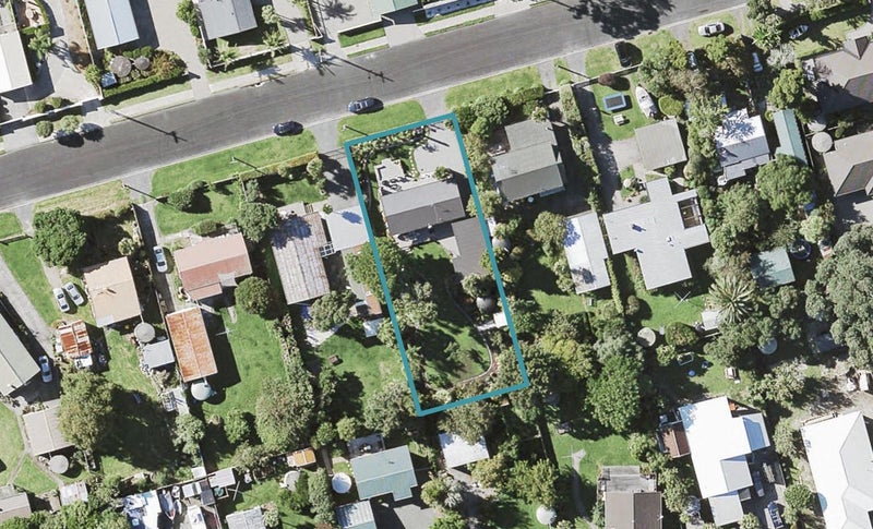 47 First View Avenue, Beachlands, Auckland - Carousel 1