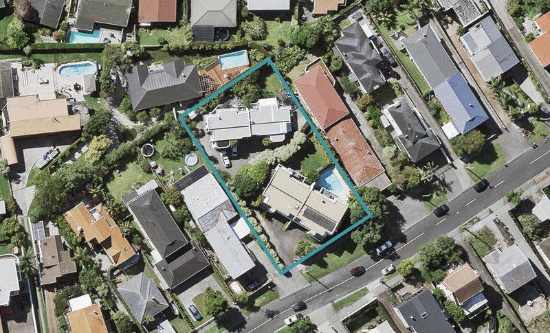 4/24 Hawera Road, Kohimarama, Auckland - Carousel 1