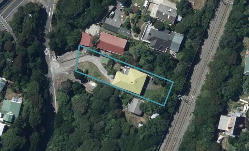 2 Takutai Road, Pukerua Bay, Porirua - Carousel 1
