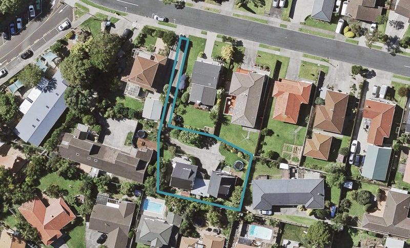 1/14 Galloway Crescent, Farm Cove, Auckland - Carousel 1