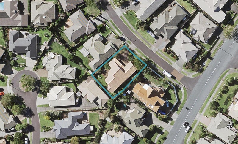 6 Yarlside Place, Northpark, Auckland - Carousel 1