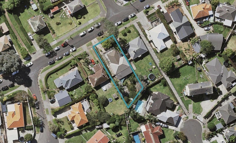 60 Tahapa Crescent, Meadowbank, Auckland - Carousel 1