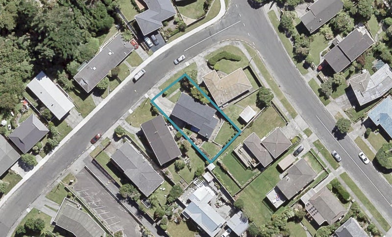 2 Timaru Grove, Kelson, Lower Hutt - Carousel 1