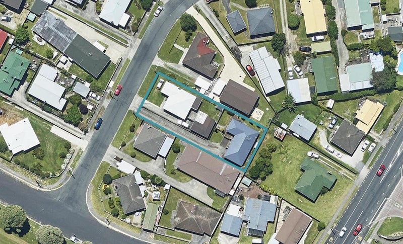18B Roys Road, Parkvale, Tauranga - Carousel 1