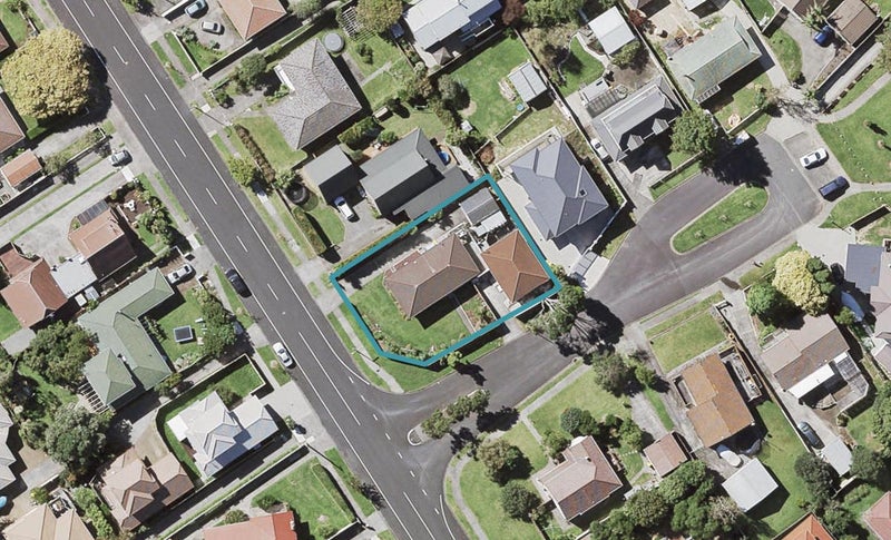 9 Cherry Road, Bucklands Beach, Auckland - Carousel 1