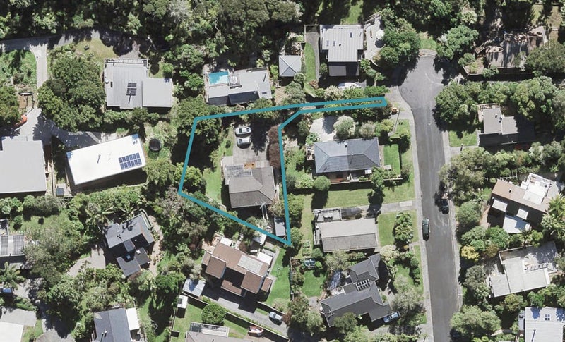 24 Odin Place, Beach Haven, Auckland - Carousel 1