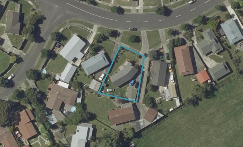 38 Hillcrest Drive, Kelvin Grove, Palmerston North - Carousel 1