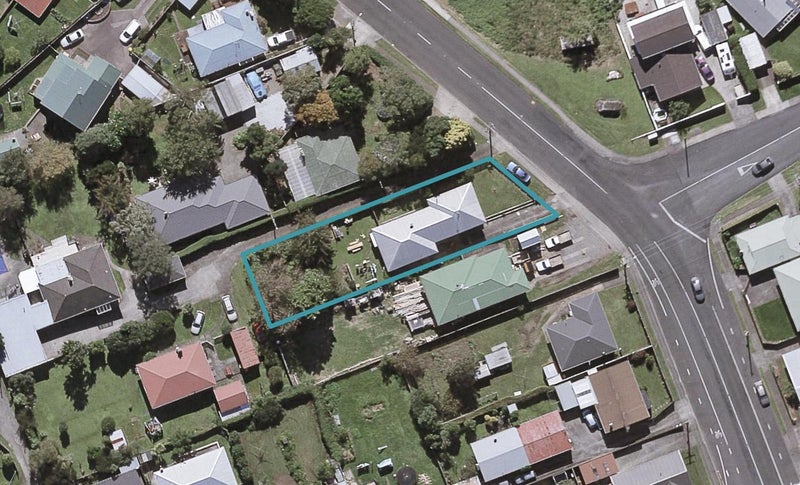 31 Omata Road, Marfell, New Plymouth - Carousel 1