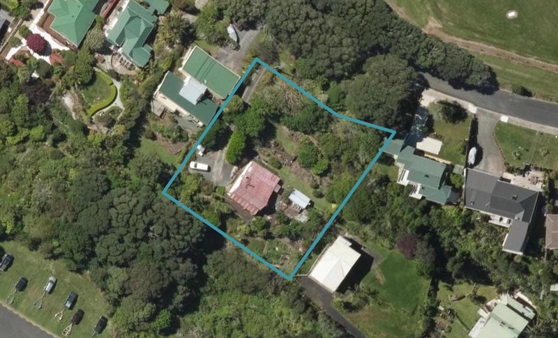 15 Weir Crescent, Onerahi, Whangarei - Carousel 1