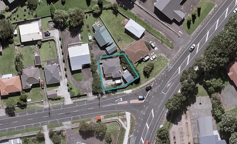 225 Ngamotu Road, Spotswood, New Plymouth - Carousel 1